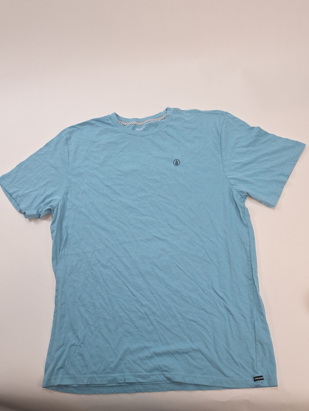 Pre-Owned Men's Volcom Blanks Solid Neon Blue S/S T-Shirt w/Volcom Stone Size XL